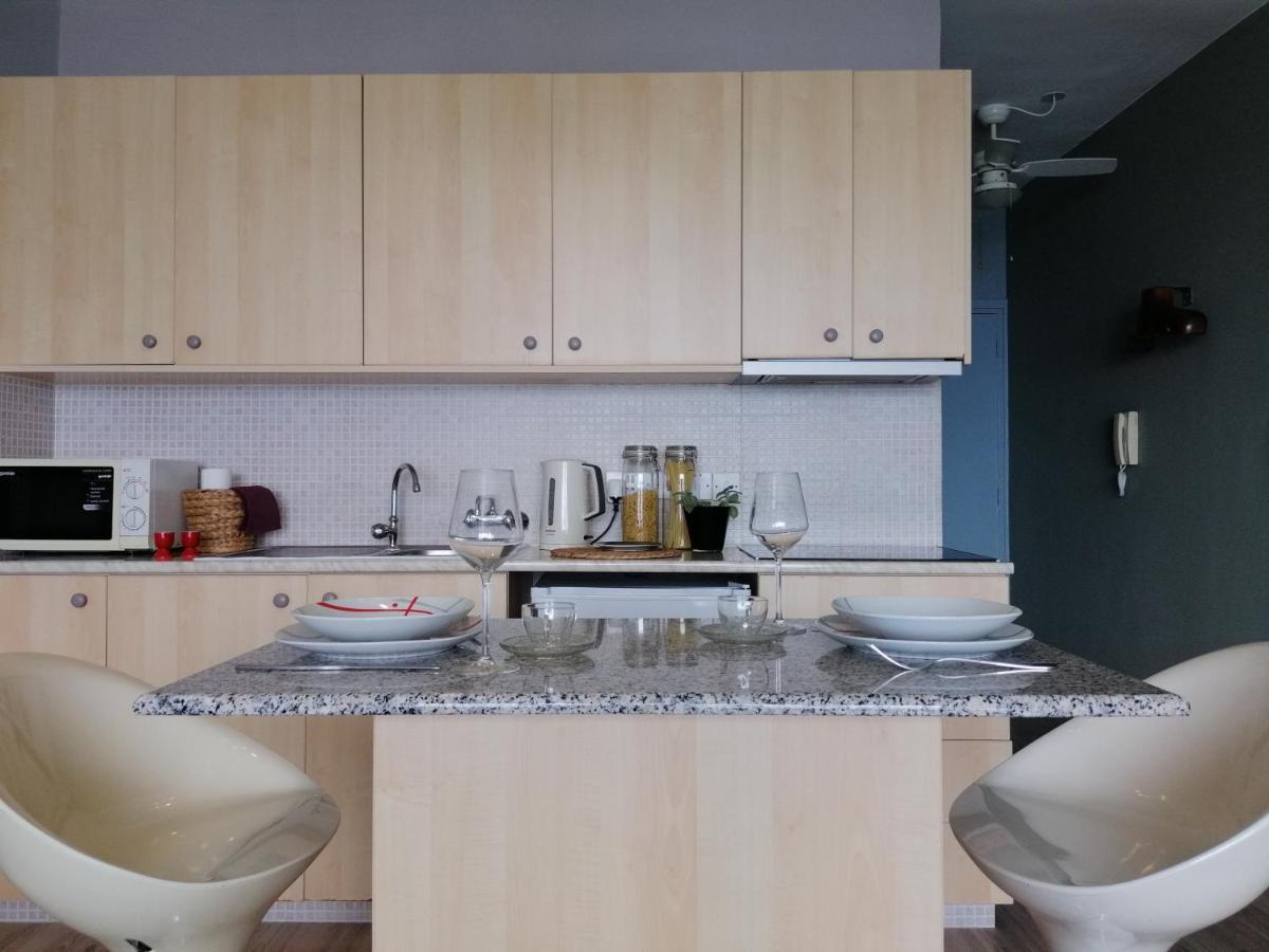 A City-Center Seaview Penthouse At Oceanic Limassol Exterior foto